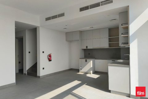 Villa itt: Dubai, EAE, 3 hálószoba, 144.8 m², azonosító: 678367 - fénykép 4