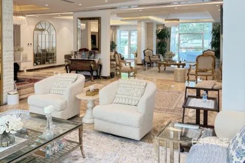 Villa in Motor City, Dubai, UAE 5 bedrooms, 678 sq.m. № 661104 - photo 17