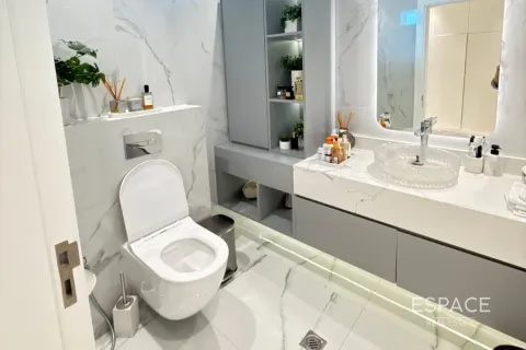 Villa in Motor City, Dubai, UAE 5 bedrooms, 678 sq.m. № 661104 - photo 8