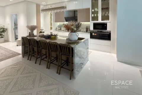 Villa in Motor City, Dubai, UAE 5 bedrooms, 678 sq.m. № 661104 - photo 6