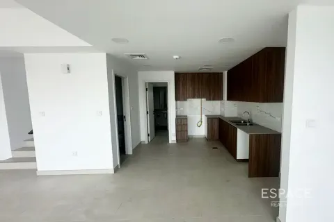 Таунхаус Дубай, БАӘ-да 3 жатын бөлмелер, 198 м² № 661099 - фото 5