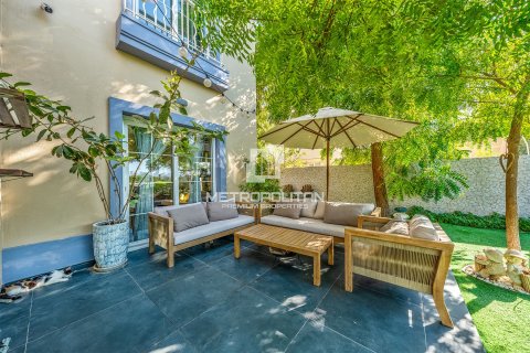 Vila di The Springs, Dubai, UAE 3 bilik tidur, 282 meter persegi № 664063 - foto 6