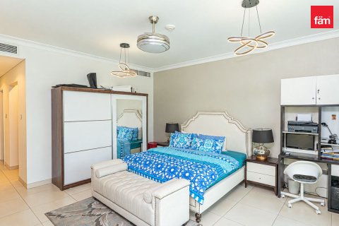 Apartamento en venta en Al Barsha, Dubai, EAU 4 dormitorios, 430.9 m2 № 769266 - foto 18