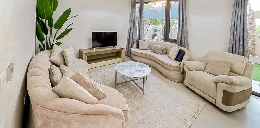 Villa in Dubai Hills Estate, Dubai, VAE: 4 Schlafzimmer, 302.3 m2 Nr. 658936