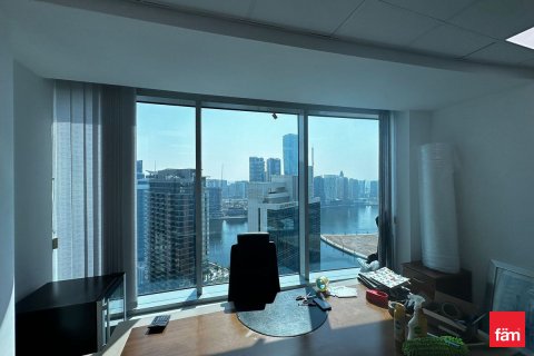 Escritório para arrendamento em Business Bay, Dubai, EAU 107.1 m2 № 658939 - foto 1