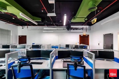 Office in Business Bay, Dubai, UAE 107.1 sq.m. № 658939 - photo 10