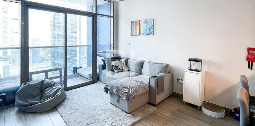 Byt v Jumeirah Lake Towers, Dubai, SAE 1 ložnice, 70 m² Č.: 643654