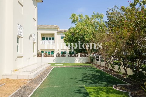 Villa en alquiler en Al Furjan, Dubai, EAU 4 dormitorios, 506.04264100 m2 № 651396 - foto 1