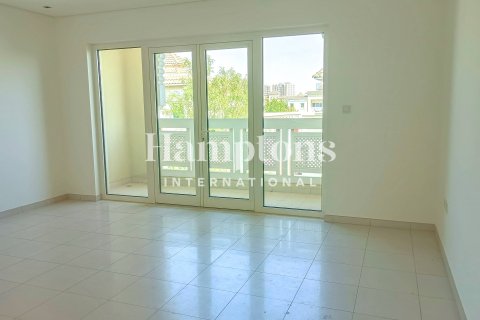 Villa en alquiler en Al Furjan, Dubai, EAU 4 dormitorios, 506.04264100 m2 № 651396 - foto 13