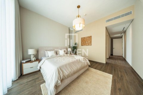 Villa in wasl gate, Dubai, UAE 5 bedrooms, 433.86 sq.m. № 746776 - photo 15