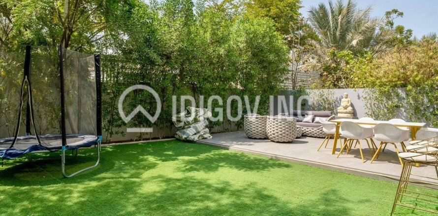 Villa in Mudon, Dubai, VAE 4 slaapkamers, 346 vr.m. nr 638914