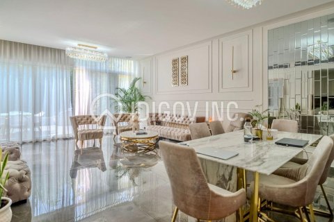 Villa till försäljning i Mudon, Dubai, UAE 4 sovrum, 346 kvm Nr. 638914 - fotografi 2