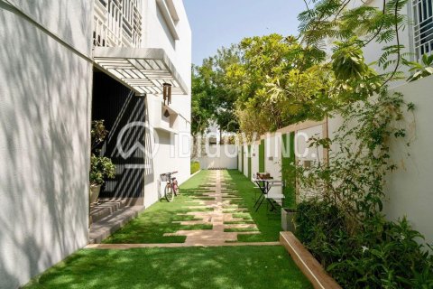 Villa te koop in Mudon, Dubai, VAE 4 slaapkamers, 346 vr.m., nr 638914 - foto 14