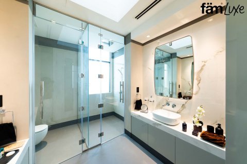 Vila di Dubai, UEA 5 kamar tidur, 695.4 m2 nomor 638403 - foto 24
