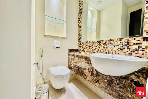 מלון דירות להשכרה ב Downtown Dubai (Downtown Burj Dubai), Dubai, איחוד האמירויות 1 חדר שינה, 74 מ"ר, מספר 699025 - תמונה 7