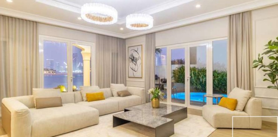 Villa in Palm Jumeirah, Dubai, UAE 5 bedrooms, 622 sq.m. № 647414
