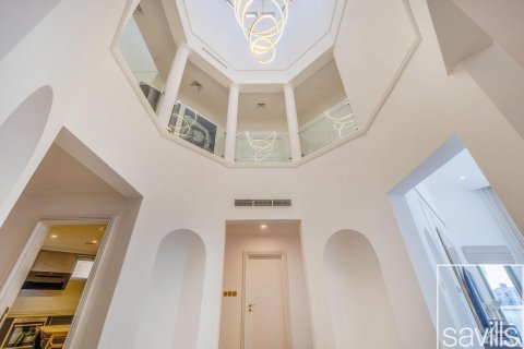 Vila v Palm Jumeirah, Dubai, SAE 5 spální, 622 m2 č. 647413 - Fotografia 7