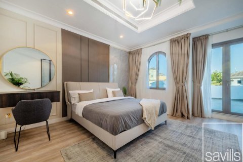 Vila v Palm Jumeirah, Dubai, SAE 5 spální, 622 m2 č. 647413 - Fotografia 8