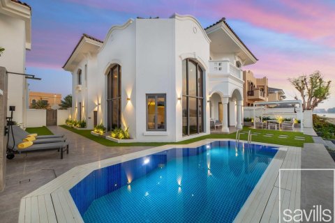 Vila v Palm Jumeirah, Dubai, SAE 5 spální, 622 m2 č. 647413 - Fotografia 30