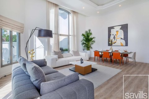 Vila v Palm Jumeirah, Dubai, SAE 5 spální, 622 m2 č. 647413 - Fotografia 6