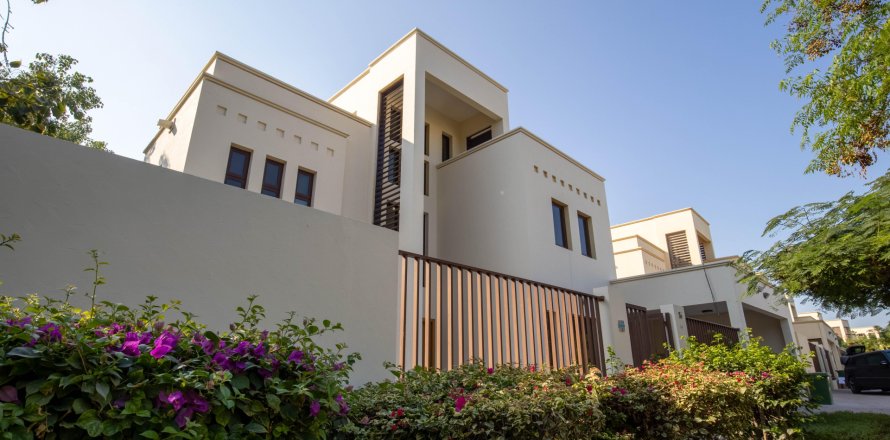 Villa à Mina Al Arab, Ras Al Khaimah, EAU: 4 chambres, 399 m2 № 656295