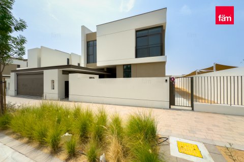 Villa te huur in Al Furjan, Dubai, VAE 4 slaapkamers, 584.5 vr.m., nr 633604 - foto 1