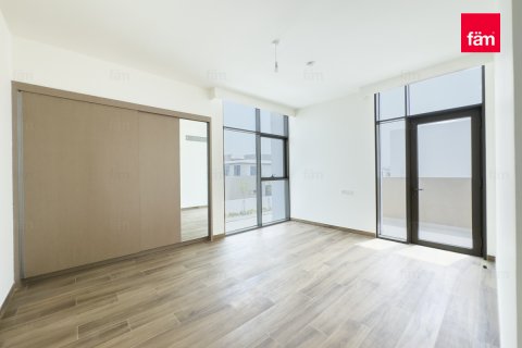 Villa te huur in Al Furjan, Dubai, VAE 4 slaapkamers, 584.5 vr.m., nr 633604 - foto 9