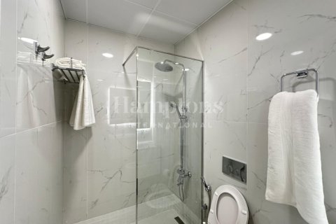 Apartment til leje i Dubai Marina, Dubai, UAE 1 soveværelse, 69.30563800 kvm № 651176 - foto 8