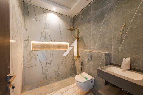 Vila u Al Aweer, Dubai, UAE 4 spavaćih soba, 390 m2 Br. 679322 - fotografija 20