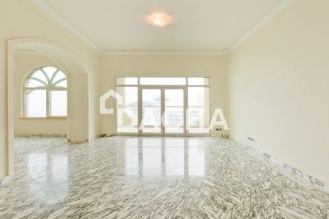 Penthouse til salg i Palm Jumeirah, Dubai, UAE 4 soveværelser, 450 kvm № 714777 - foto 2