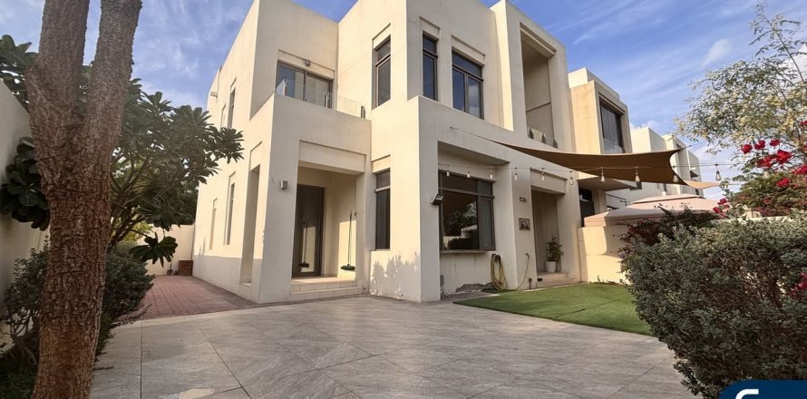 Villa à Reem, Dubai, EAU: 3 chambres, 307 m2 № 671269