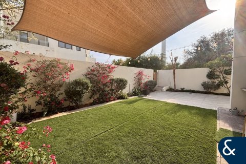 Villa à louer à Reem, Dubai, EAU 3 chambres, 307 m2 № 671269 - photo 2