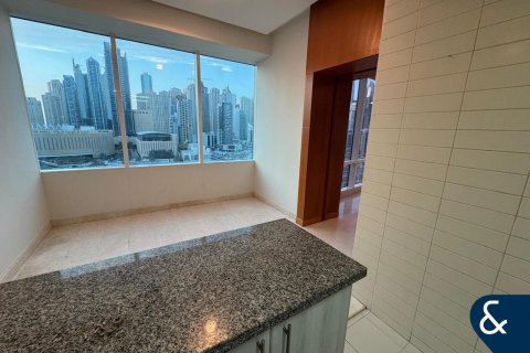 Huoneisto Jumeirah Lake Towers, Dubai, Arabiemiraatit 2 makuuhuonetta, 189 m2 № 671270 - kuva 6