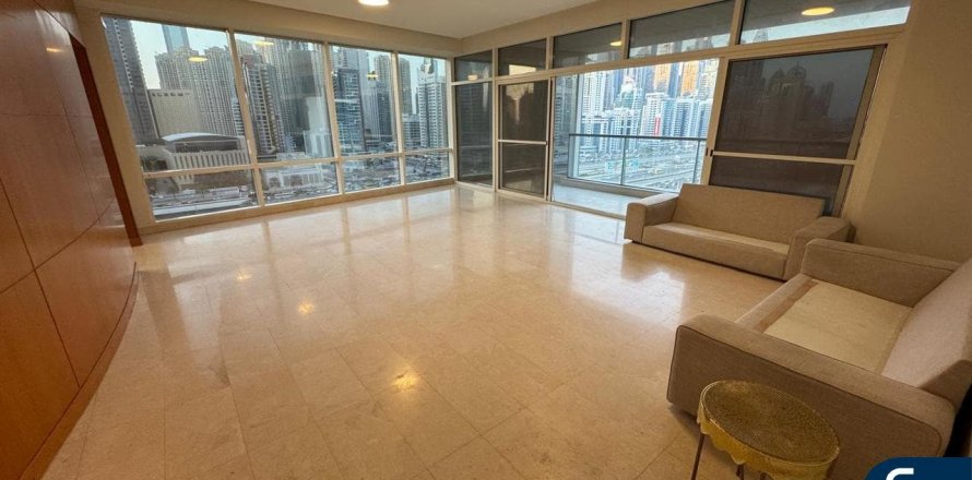 Huoneisto Jumeirah Lake Towers, Dubai, Arabiemiraatit 2 makuuhuonetta, 189 m2 № 671270