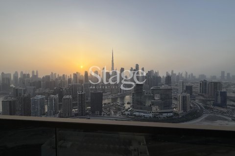 Dzīvoklis NOBLES TOWER Business Bay, Dubaijā, AAE 3 istabas, 154 m2 Nr. 639118 - attēls 1