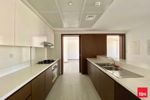 Dubai, BAE’de satılık daire 2 yatak odası, 130.5 m² No 629385 - fotoğraf 11
