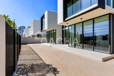 ویلا برای فروش در  Dubai Hills Estate، Dubai، امارات متحده عربی  5 خوابه ، 916 متر مربع ، شماره 707183 - تصویر 12