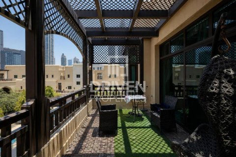Apartman u gradu Downtown Dubai (Downtown Burj Dubai), UAE 2 spavaće sobe, 171.78 m2 Br. 744000 - Slika 7