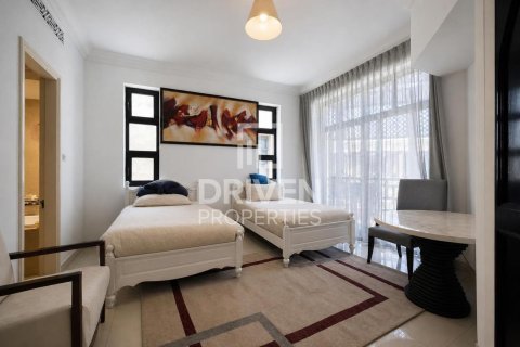Apartman u gradu Downtown Dubai (Downtown Burj Dubai), UAE 2 spavaće sobe, 171.78 m2 Br. 744000 - Slika 5