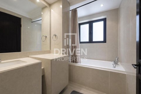 Apartman u gradu Downtown Dubai (Downtown Burj Dubai), UAE 2 spavaće sobe, 171.78 m2 Br. 744000 - Slika 12