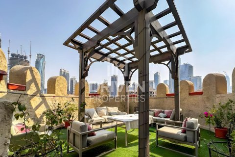 Apartment in Downtown Dubai (Downtown Burj Dubai), UAE 2 bedrooms, 240.71 sq.m. № 756455 - photo 10