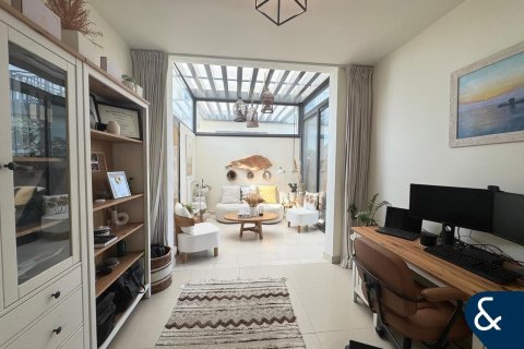 Vila di Dubai Hills Estate, Dubai, UEA 4 kamar tidur, 232 m2 nomor 668606 - foto 4