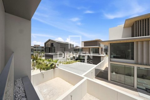 Adosado en alquiler en Nadd Al Sheba, Dubai, EAU 3 dormitorios, 185.62 m2 № 762687 - foto 19