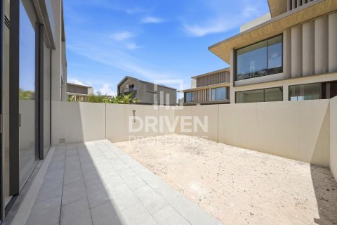 Adosado en alquiler en Nadd Al Sheba, Dubai, EAU 3 dormitorios, 185.62 m2 № 762687 - foto 22