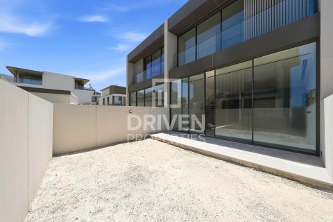 Adosado en alquiler en Nadd Al Sheba, Dubai, EAU 3 dormitorios, 185.62 m2 № 762687 - foto 21