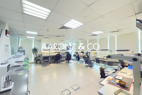 Bureau à Jumeirah Lake Towers, Dubai, EAU: 80 m2 № 679405