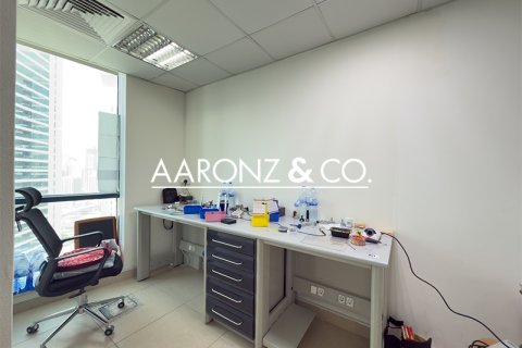 Opisina sa Jumeirah Lake Towers, Dubai, UAE 80 sq.m. № 679405 - larawan 7