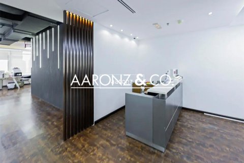 Kancelária v Jumeirah Lake Towers, Dubai, SAE 118 m2 č. 679404 - Fotografia 8