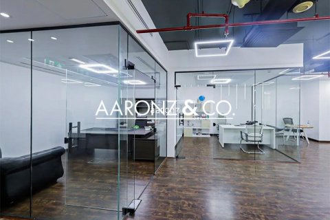 Kancelária v Jumeirah Lake Towers, Dubai, SAE 118 m2 č. 679404 - Fotografia 10