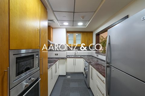 Apartament në Jumeirah Beach Residence, Dubai, Emiratet e Bashkuara Arabe 2 dhoma gjumi, 136 m2. № 679401 - Foto 9